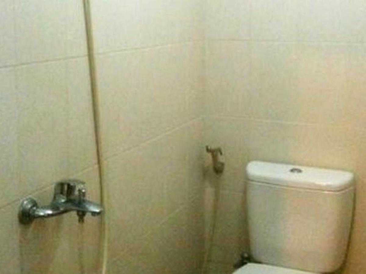 Hotel Aroma Inn Понтианак Экстерьер фото